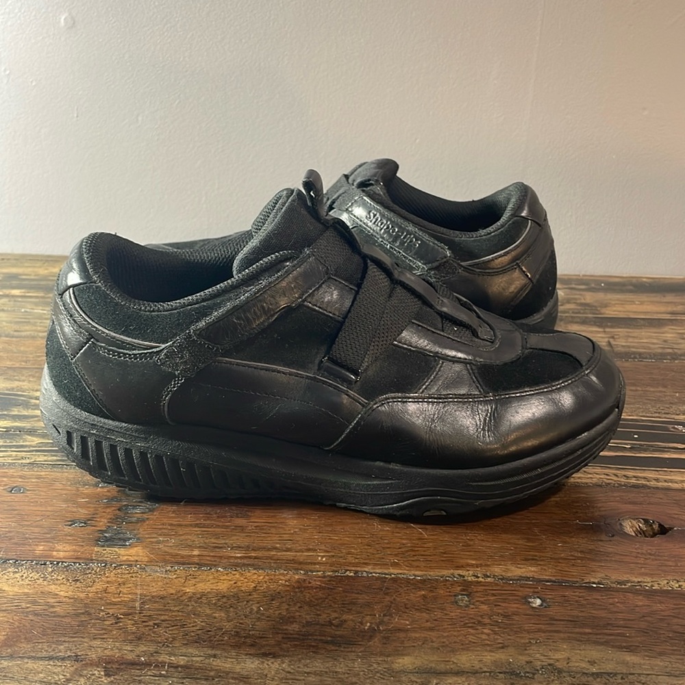 Sketchers Shape Ups women’s size 10 black leather